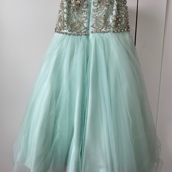 J’Adore Prom Dress - Picture 4 of 5